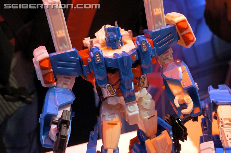 Toy Fair 2015: Combiner Wars - Transformers Event: Combiner Wars 143