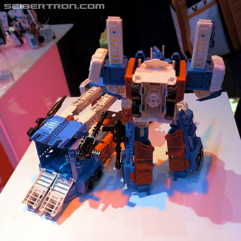 Toy Fair 2015: Combiner Wars - Transformers Event: Combiner Wars 145