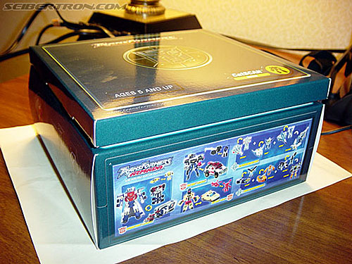 BotCon 2002: Convention Exclusives Gallery - Transformers Event: Botcon-2002-exclusives023