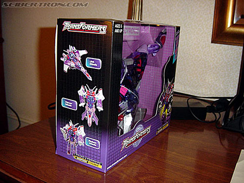 BotCon 2002: Convention Exclusives Gallery - Transformers Event: Botcon-2002-exclusives047