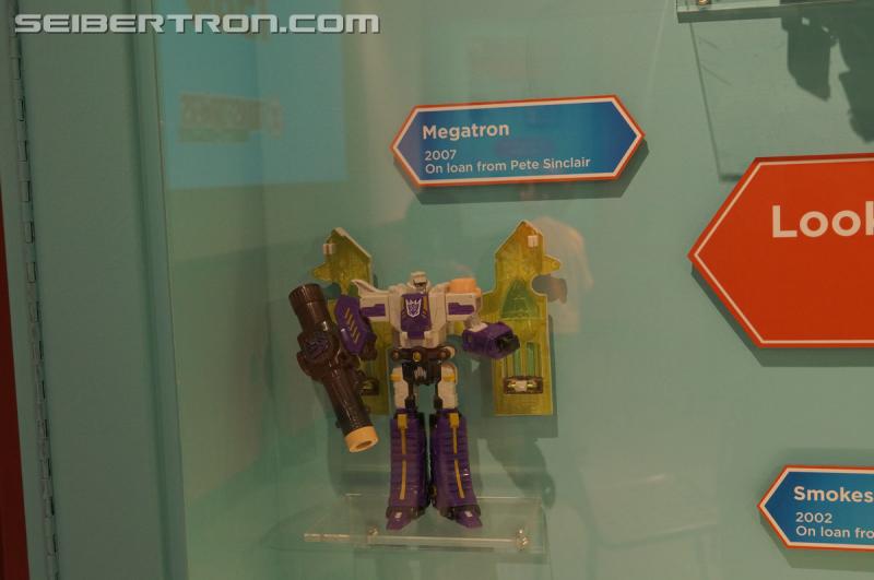 Transformers: Robots In Disguise Exhibit - Transformers Event: Transformers Exhibit 106