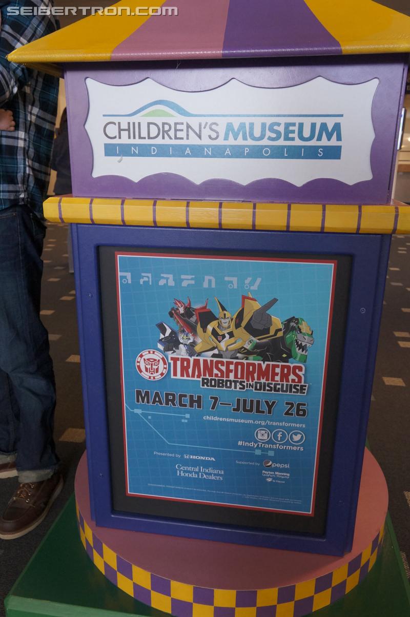Transformers: Robots In Disguise Exhibit - Transformers Event: Transformers Exhibit 250