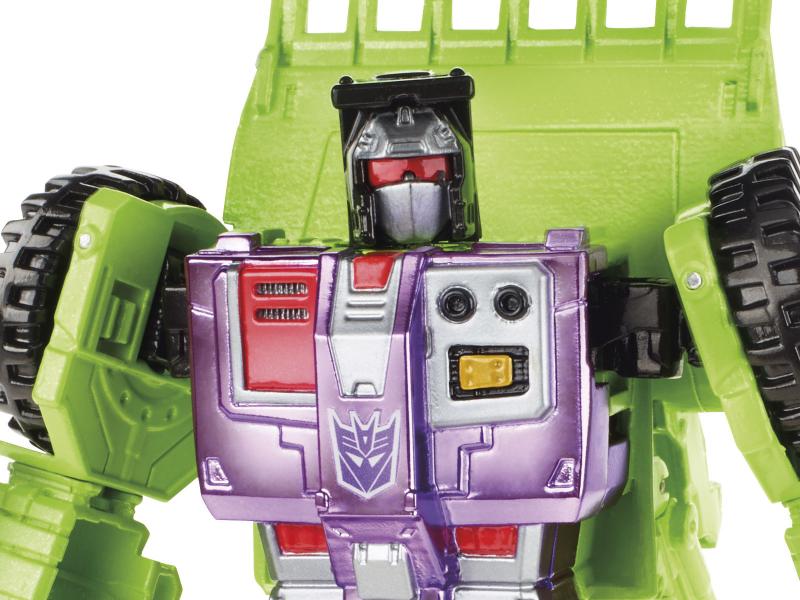 SDCC 2015: Official Product Images of Hasbro's SDCC 2015 Exclusives - Transformers Event: Transformers Constructicon Scrapper 1