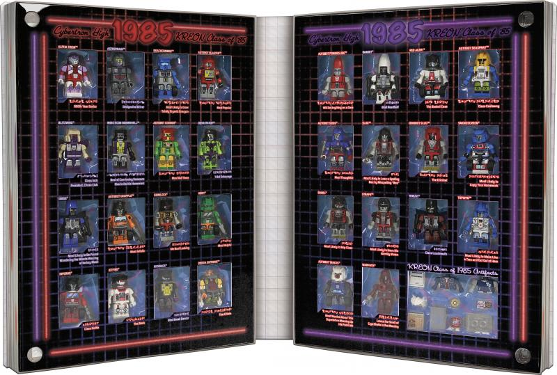 SDCC 2015: Official Product Images of Hasbro's SDCC 2015 Exclusives - Transformers Event: Transformers Kreo 4 Packaging Open 1