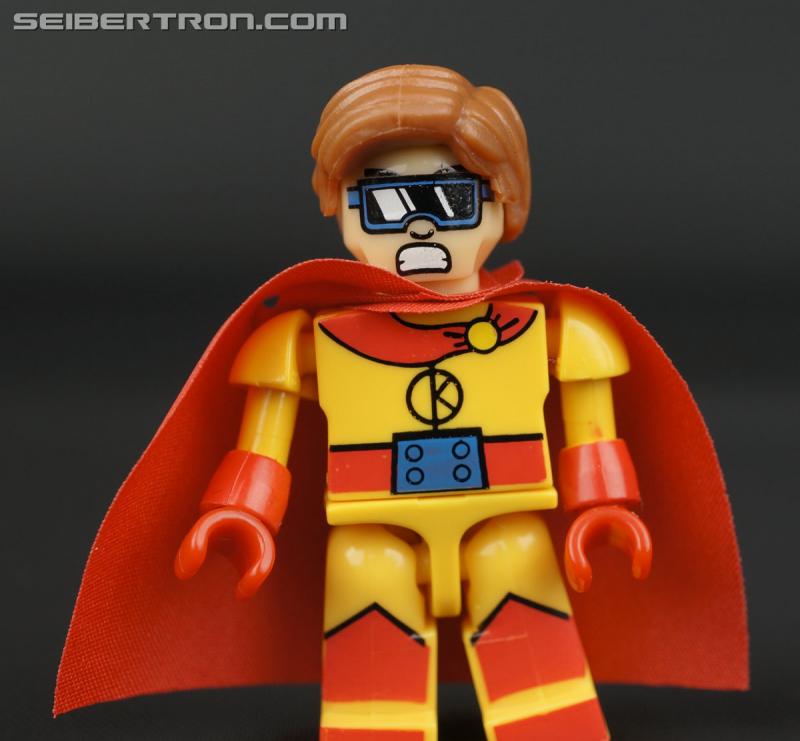 BotCon 2015: Souvenir Exclusives Mini-Gallery - Transformers Event: DSC00061
