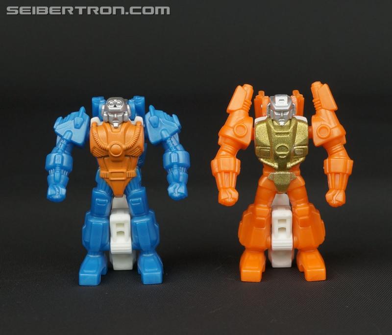 BotCon 2015: Souvenir Exclusives Mini-Gallery - Transformers Event: DSC10021