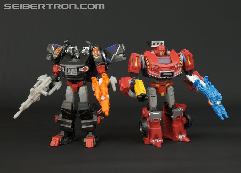 BotCon 2015: Souvenir Exclusives Mini-Gallery - Transformers Event: DSC10053