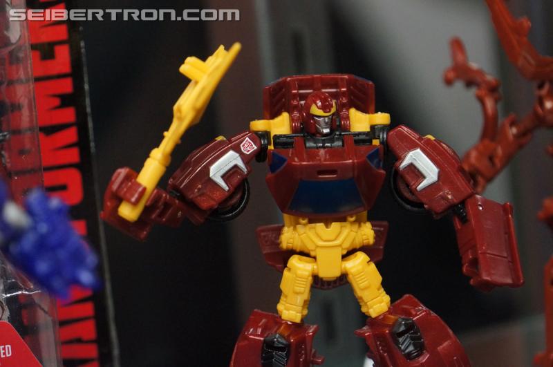 BotCon 2015 - New Combiner Wars Products from Saturday Brand Panel