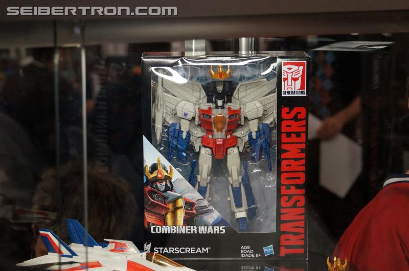 BotCon 2015: New Combiner Wars Products from Saturday Brand Panel - Transformers Event: DSC09549