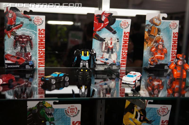 BotCon 2015: Transformers Robots In Disguise Product Display - Transformers Event: DSC09703