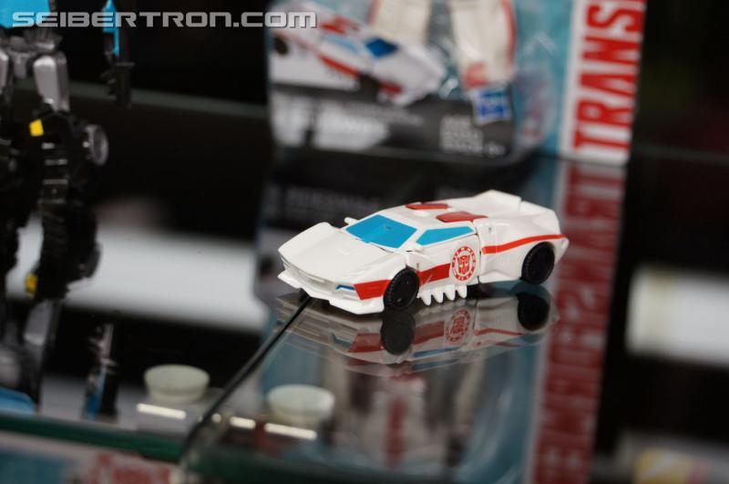 BotCon 2015: Transformers Robots In Disguise Product Display - Transformers Event: DSC09711