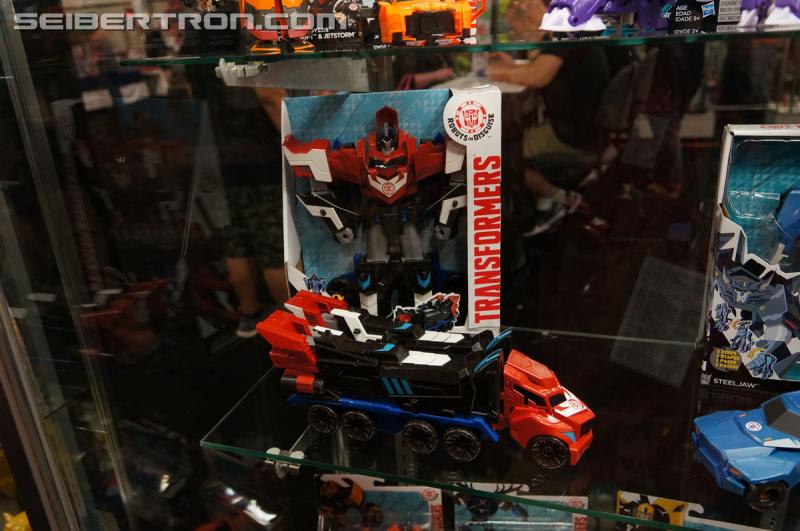 BotCon 2015 - Transformers Robots In Disguise Product Display