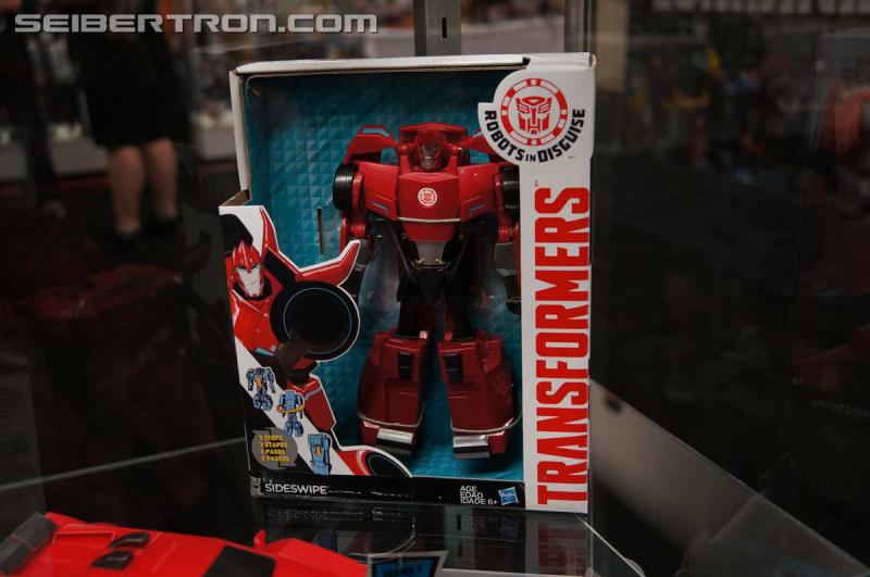 BotCon 2015: Transformers Robots In Disguise Product Display - Transformers Event: DSC09725