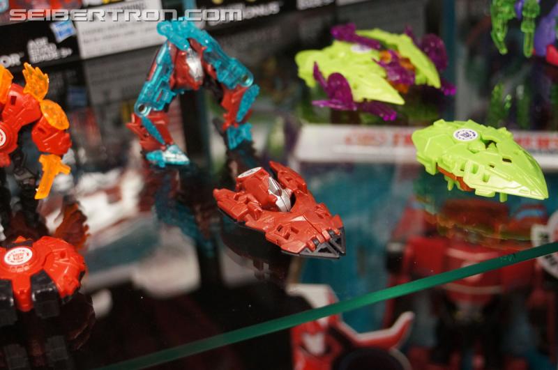 BotCon 2015: Transformers Robots In Disguise Product Display - Transformers Event: DSC09740