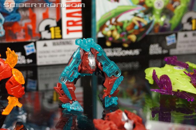 BotCon 2015: Transformers Robots In Disguise Product Display - Transformers Event: DSC09741