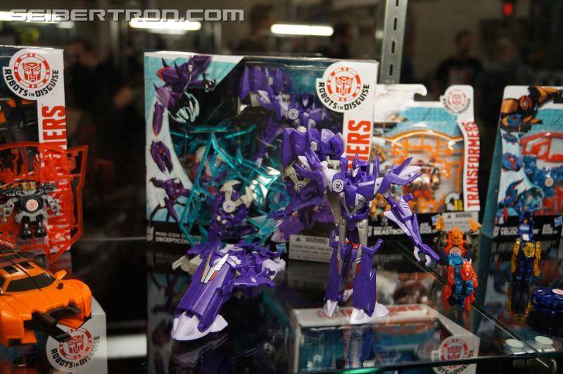 BotCon 2015 - Transformers Robots In Disguise Product Display