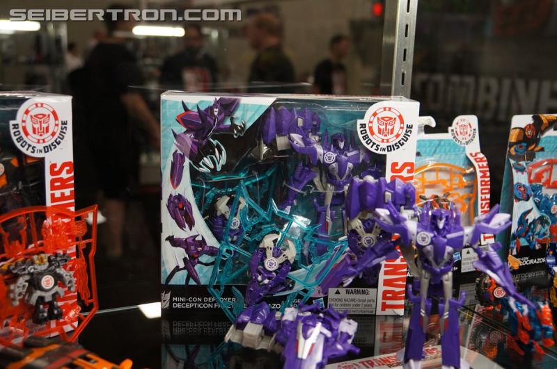 BotCon 2015: Transformers Robots In Disguise Product Display - Transformers Event: DSC09754
