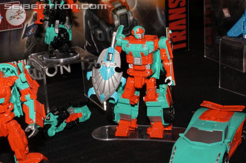 SDCC 2015: Hasbro Press Event: Combiner Wars Victorion - Transformers Event: DSC02966