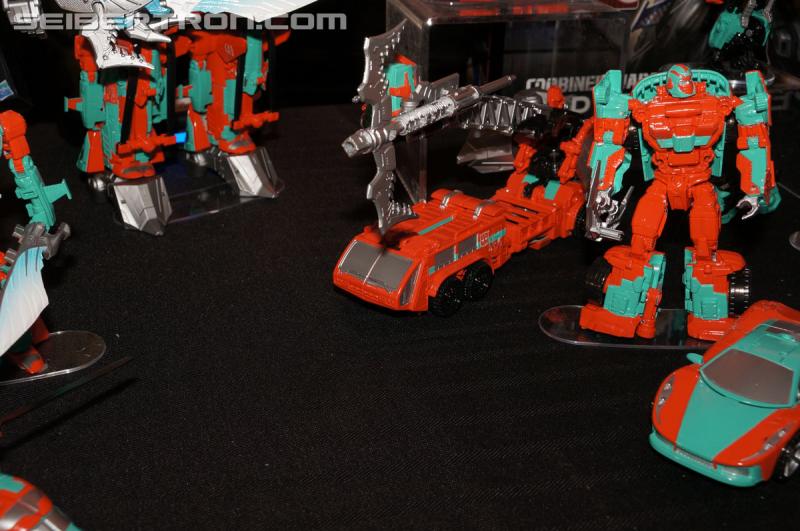 SDCC 2015: Hasbro Press Event: Combiner Wars Victorion - Transformers Event: DSC02977
