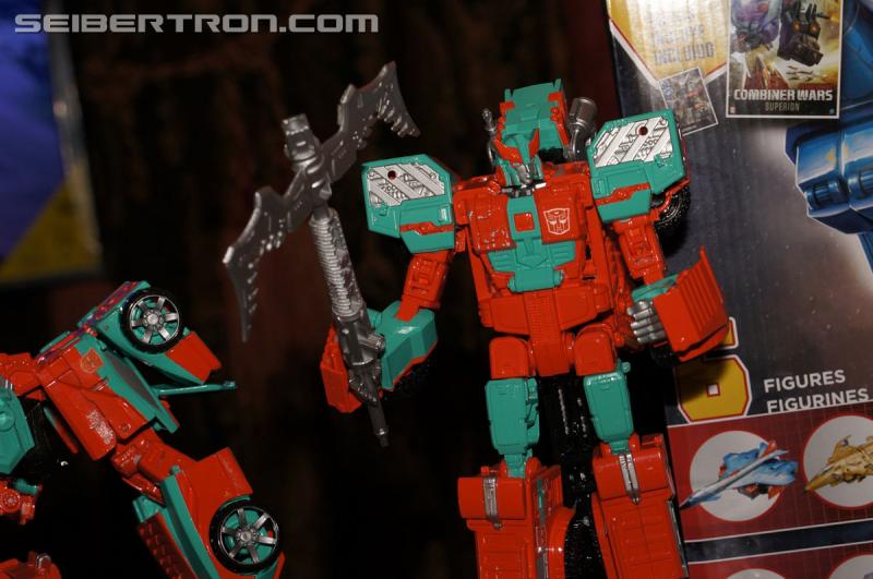 SDCC 2015: Hasbro Press Event: Combiner Wars Victorion - Transformers Event: DSC02979