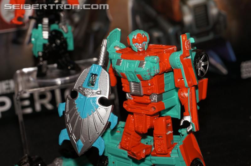 SDCC 2015: Hasbro Press Event: Combiner Wars Victorion - Transformers Event: DSC02980