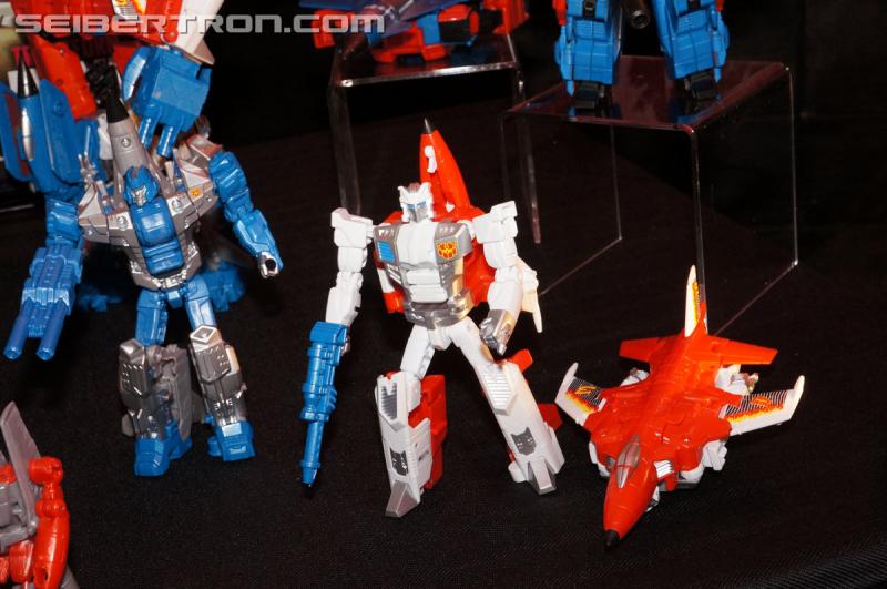 SDCC 2015: Hasbro Press Event: Combiner Wars G2 Superion - Transformers Event: DSC02932