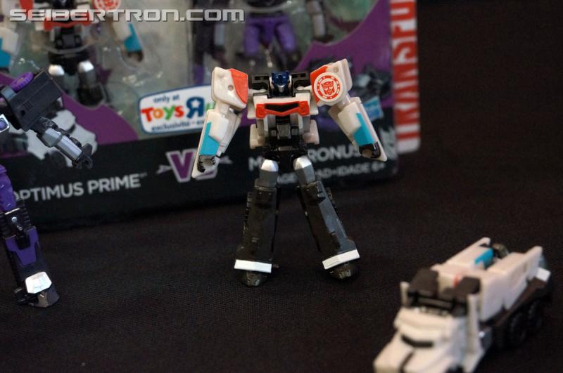 SDCC 2015: Hasbro Press Event: Transformers Robots In Disguise - Transformers Event: DSC03035
