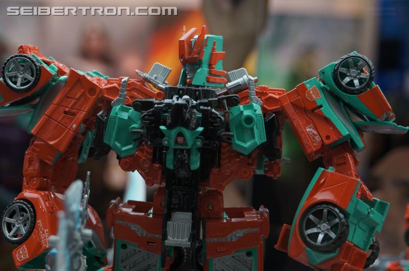 SDCC 2015: Hasbro Booth: Fan-Built Combiner Wars Victorion - Transformers Event: DSC03252
