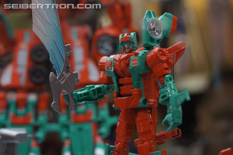 Transformers News: New Gallery: SDCC 2015 Transformers Fan-Built Combiner Victorion, Individual Torchbearers