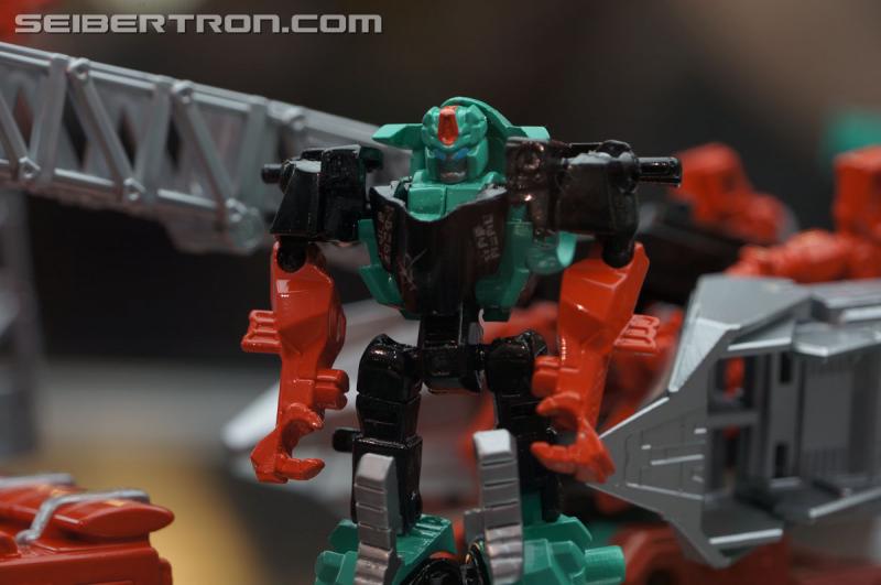SDCC 2015: Hasbro Booth: Fan-Built Combiner Wars Victorion - Transformers Event: DSC03278