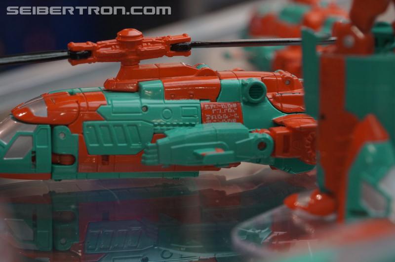 SDCC 2015: Hasbro Booth: Fan-Built Combiner Wars Victorion - Transformers Event: DSC03365