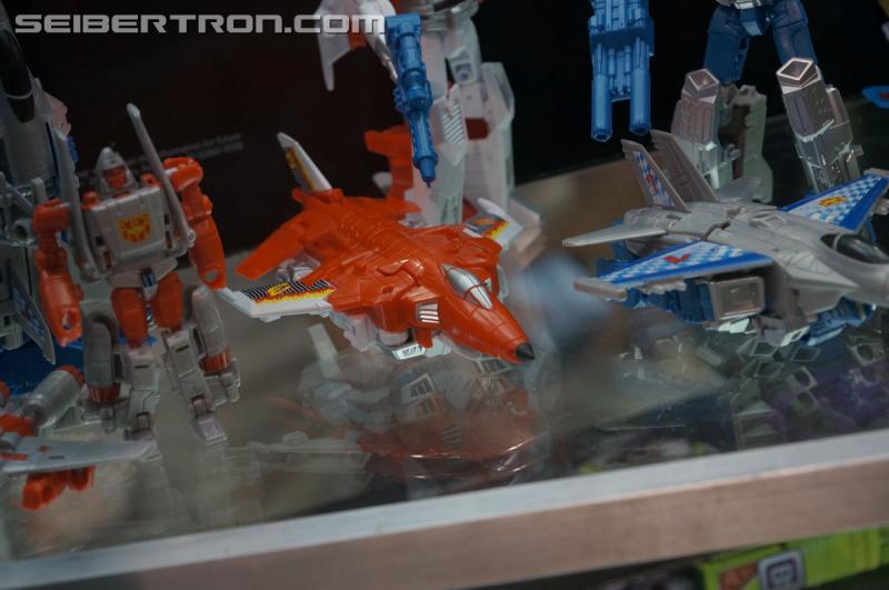 SDCC 2015: Hasbro Booth: Combiner Wars G2 Superion and the Aerialbots - Transformers Event: DSC03311