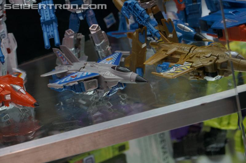 SDCC 2015: Hasbro Booth: Combiner Wars G2 Superion and the Aerialbots - Transformers Event: DSC03314