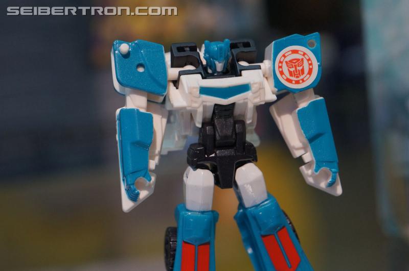 Transformers News: New Gallery: SDCC 2015 Transformers Robots in Disguise Legion Class and More