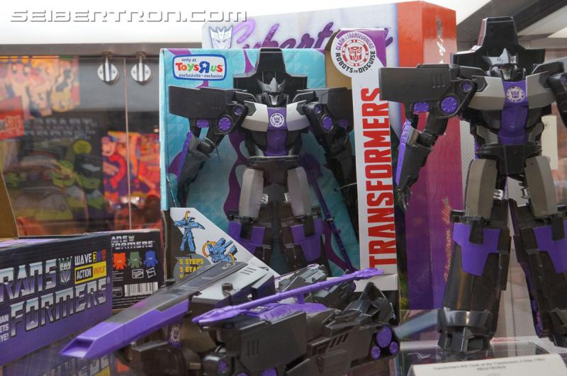 SDCC 2015: Hasbro Booth: Transformers Robots In Disguise - Transformers Event: DSC03501