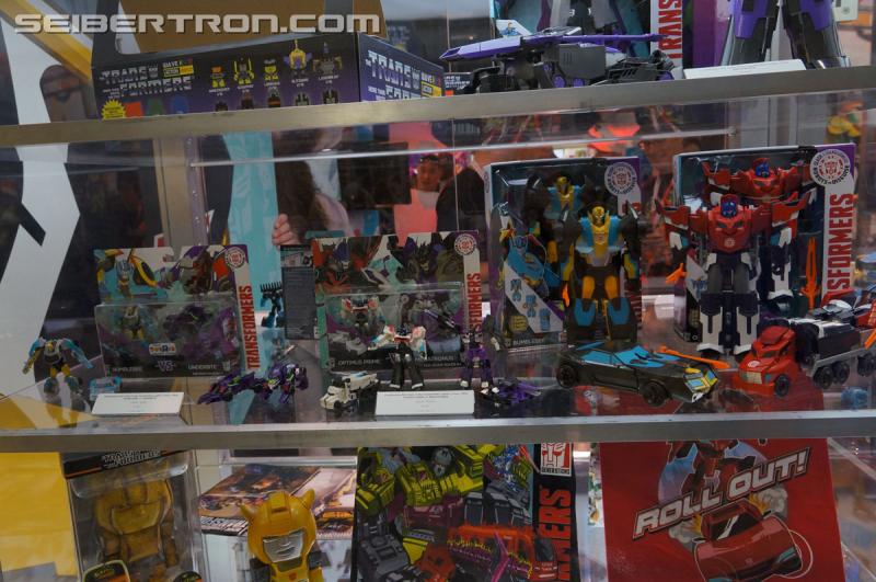 SDCC 2015: Hasbro Booth: Transformers Robots In Disguise - Transformers Event: DSC03504