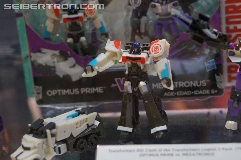 SDCC 2015: Hasbro Booth: Transformers Robots In Disguise - Transformers Event: DSC03521