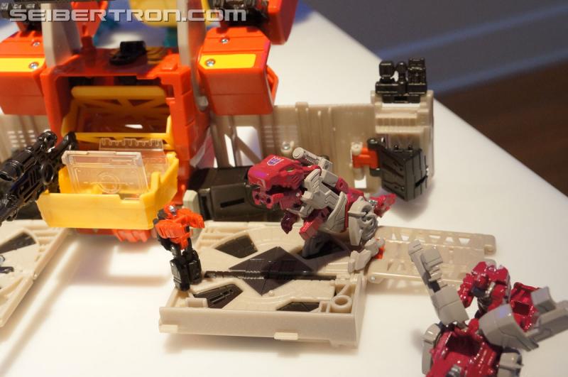 NYCC 2015: Titans Return product reveals at annual Hasbro Press Event - Transformers Event: Nycc 2016 Titans Return 125