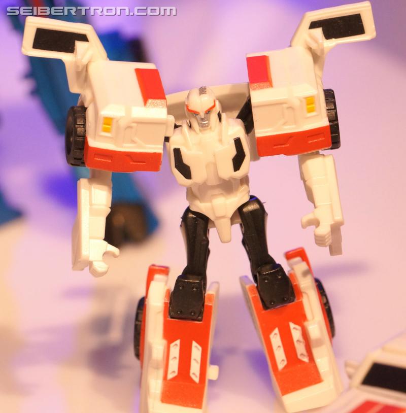 NYCC 2015: Robots In Disguise Product Reveals at Hasbro Press Event - Transformers Event: Nycc 2016 Robots In Disguise 33