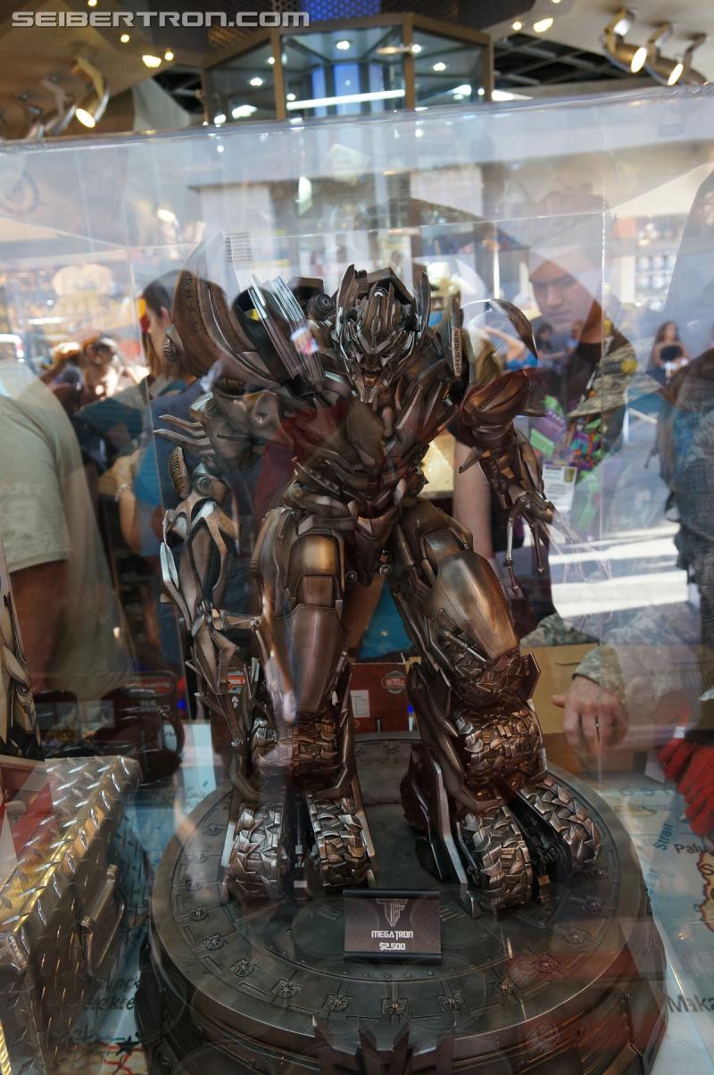 BotCon 2014: BotCon 2014 Fan Experience at Universal Studios Hollywood - Transformers Event: DSC06492