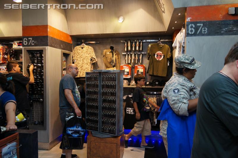 BotCon 2014: BotCon 2014 Fan Experience at Universal Studios Hollywood - Transformers Event: DSC06547