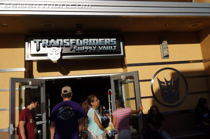 BotCon 2014: BotCon 2014 Fan Experience at Universal Studios Hollywood - Transformers Event: DSC06551