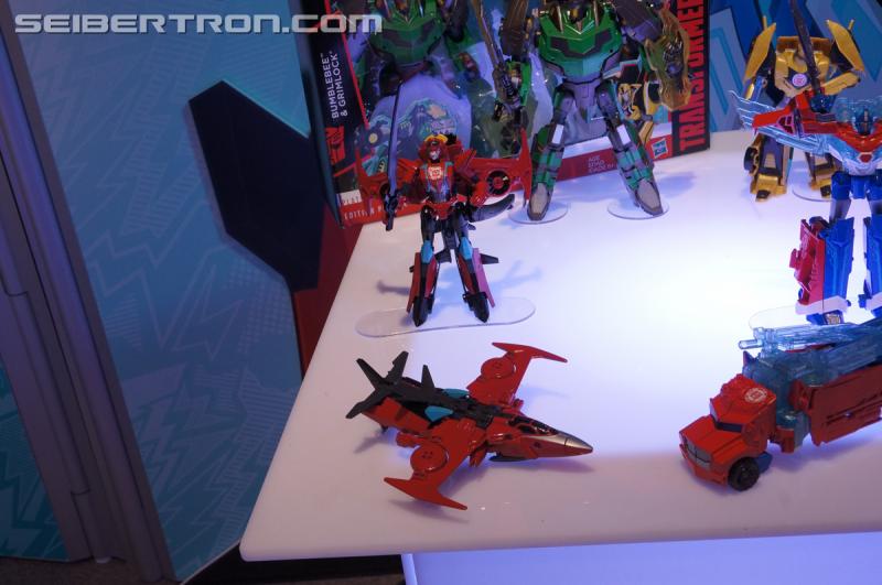 Toy Fair 2016 - Robots In Disguise Products