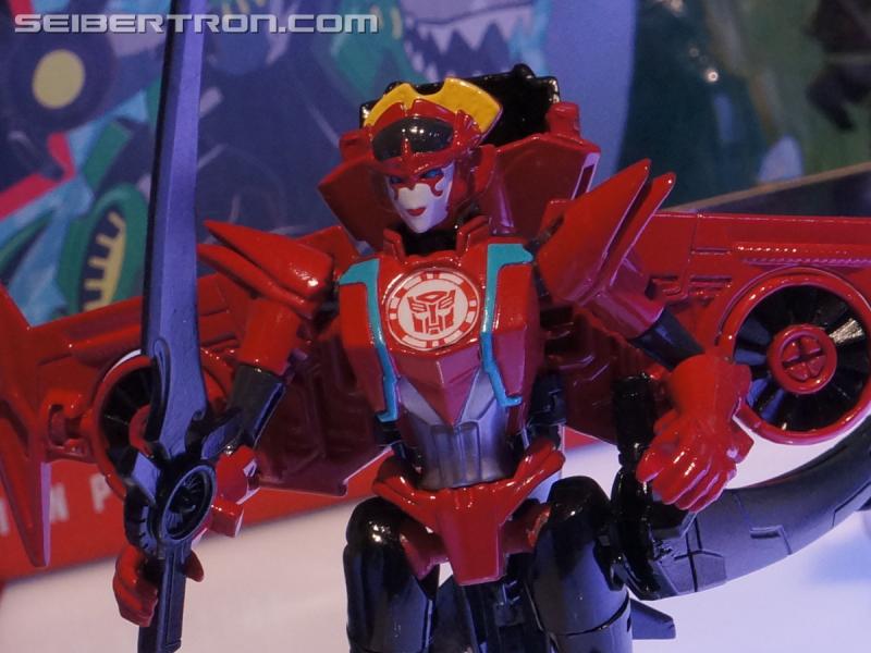 Toy Fair 2016: Robots In Disguise Products - Transformers Event: Robots In Disguise 014b