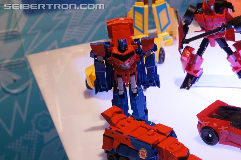 Toy Fair 2016 - Robots In Disguise Products