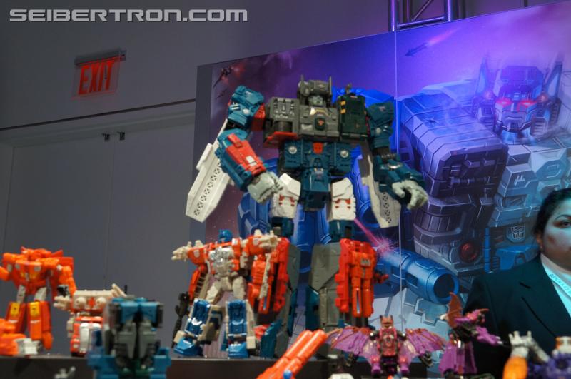 Toy Fair 2016: Titans Return - Transformers Event: Titans Return 010