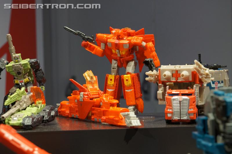 Toy Fair 2016 - Titans Return