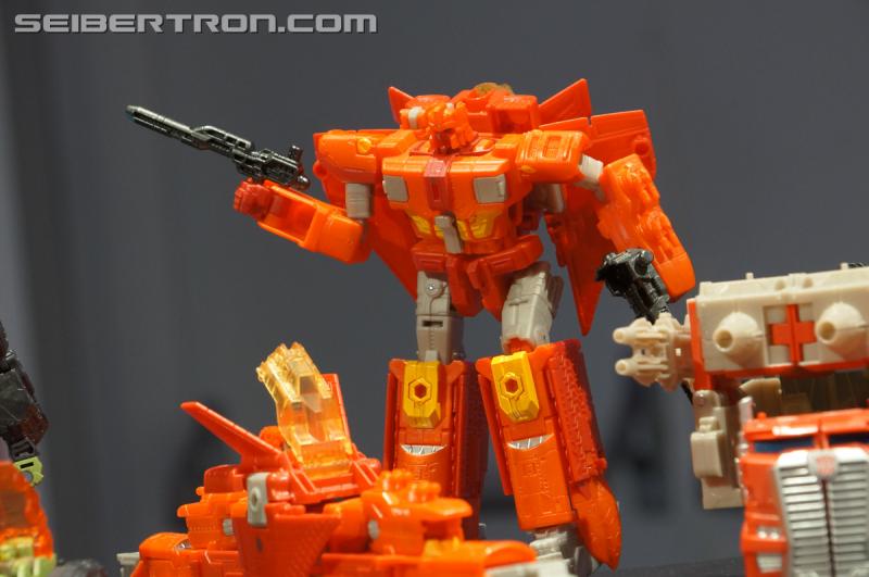 Toy Fair 2016: Titans Return - Transformers Event: Titans Return 018