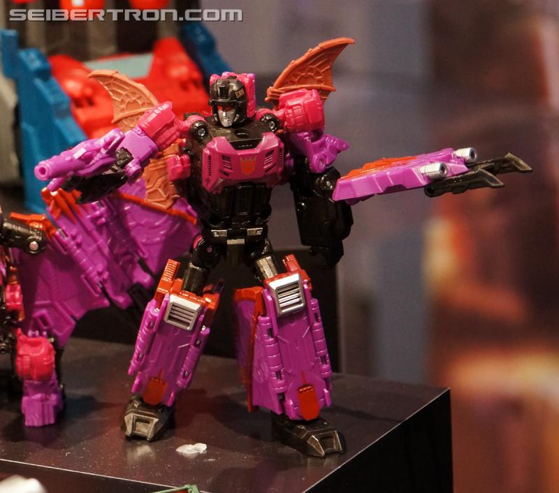 Toy Fair 2016: Titans Return - Transformers Event: Titans Return 036b