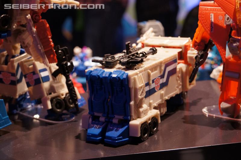 Toy Fair 2016: Titans Return - Transformers Event: Titans Return 061